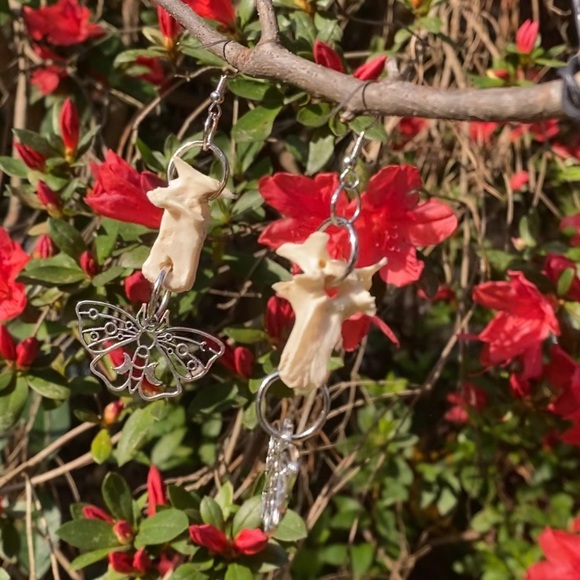 SOLD - Real Possum Vertebrae Luna Moth Charm Nickel Free Earrings - - Picture 11 of 12